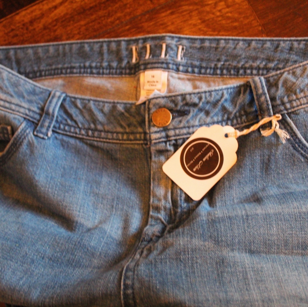 Jeans - Picture 3 of 4